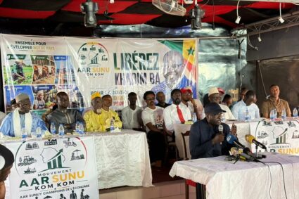 PLUS DE 12 MOIS SOUS LES VERROUS  / LE MOUVEMENT AAR SUNU KOM KOM EXIGE LA LIBERATION DES CHAMPIONS KHADIM BA ET DANE SARR