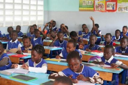 SOMMEIL- ALIMENTATION – REUSSITE SCOLAIRE : Dormir la nuit, manger le matin : les deux règles des neurologues de Dakar contre l&rsquo;échec scolaire